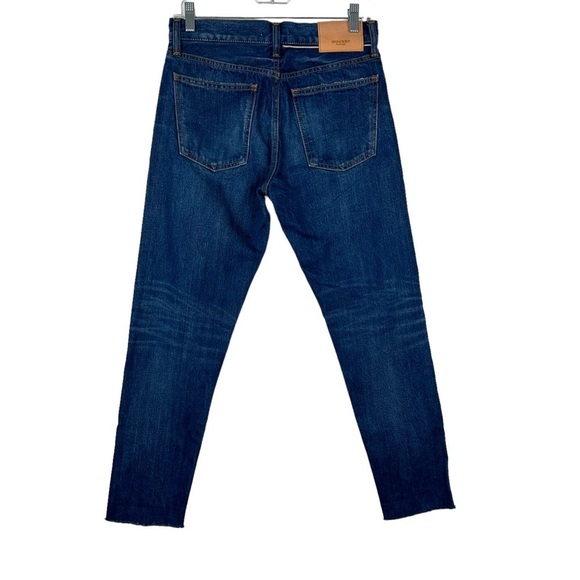 NWT MOUSSY Medium Wash Straight Leg Denim Jeans Whiskering Button Fly Size 26 - Picture 7 of 15